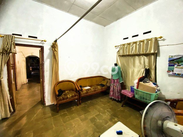 Rumah Strategis Minimalis Lb 150m2 di Pasar Kliwon, Solo Rumah Strategis Minimalis Lb 150m2 di Pasar Kliwon, Solo