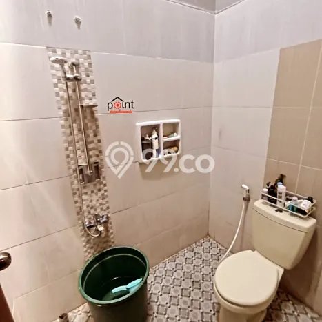 For Sale Rumah 5 Kamar Lokasi Ideal Nyaman dan Strategis di Banyuanyar For Sale Rumah 5 Kamar Lokasi Ideal Nyaman dan Strategis di Banyuanyar