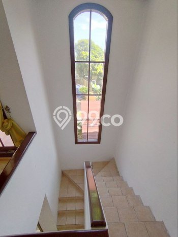 HARGA TERBAIK! Vila Kawasan Tawangmangu, Dimensi 240m2m², Lokasi Eksklusif dengan keamanan terjaga HARGA TERBAIK! Vila Kawasan Tawangmangu, Dimensi 240m2m², Lokasi Eksklusif dengan keamanan terjaga
