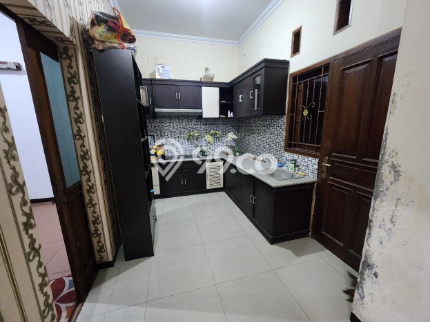 Rumah Mewah Siap Huni LT 185m2 di Jajar, Solo Rumah Mewah Siap Huni LT 185m2 di Jajar, Solo