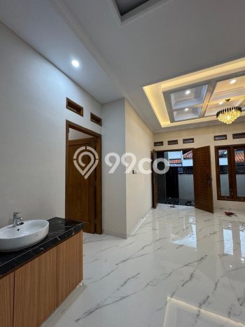 Dijual Hunian Mewah dengan Fasilitas Sekitar Lengkap di Banjarsari, Solo Dijual Hunian Mewah dengan Fasilitas Sekitar Lengkap di Banjarsari, Solo