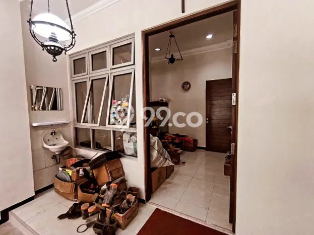 Rumah Nyaman 4 KT Luas Tanah 148m² di Manahan, Solo Rumah Nyaman 4 KT Luas Tanah 148m² di Manahan, Solo