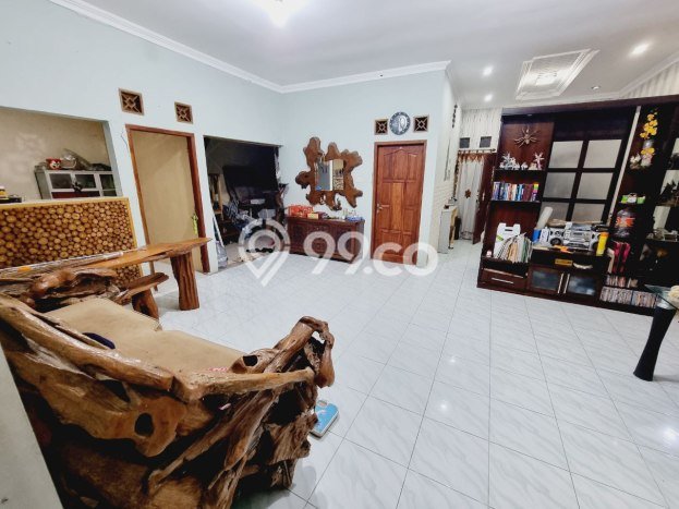 Dijual Rumah Strategis Bagus Punya 3 KT di Banjarsari Solo SHM Dijual Rumah Strategis Bagus Punya 3 KT di Banjarsari Solo SHM