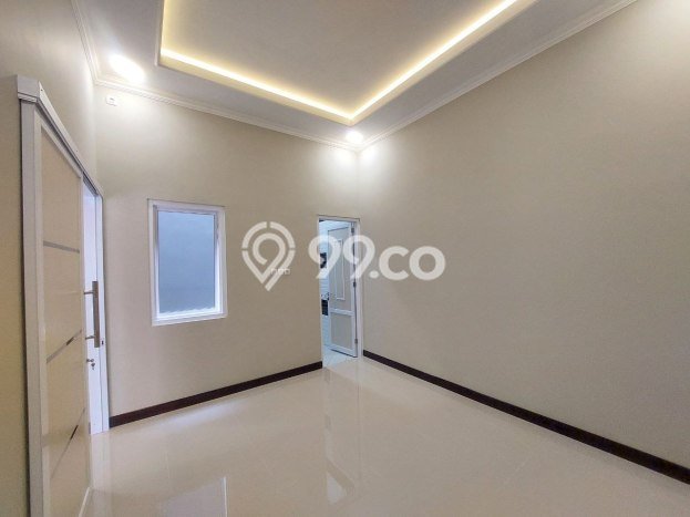 Rumah Modern 4 Kamar Siap Huni di Banjarsari, Dekat Pusat Perbelanjaan, Solo Rumah Modern 4 Kamar Siap Huni di Banjarsari, Dekat Pusat Perbelanjaan, Solo