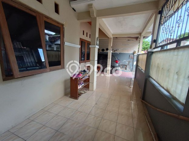Rumah Strategis Modern Lb 100m2 di Colomadu, Karanganyar Rumah Strategis Modern Lb 100m2 di Colomadu, Karanganyar