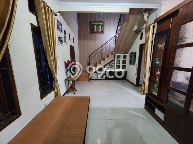Rumah Mewah Siap Huni LT 185m2 di Jajar, Solo Rumah Mewah Siap Huni LT 185m2 di Jajar, Solo
