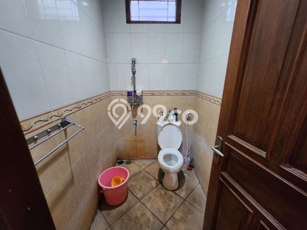 Rumah Mewah Siap Huni LT 185m2 di Jajar, Solo Rumah Mewah Siap Huni LT 185m2 di Jajar, Solo