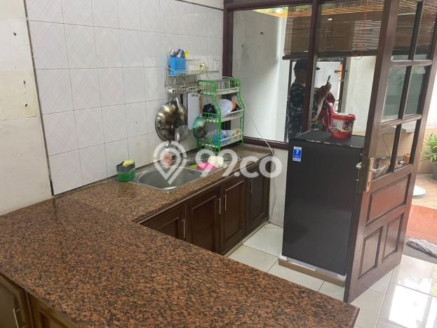 Hunian Impian Keluarga! Rumah 2 Lantai area Mangkubumen, Solo, Luas 198m2m² LB 198m2m² Hunian Impian Keluarga! Rumah 2 Lantai area Mangkubumen, Solo, Luas 198m2m² LB 198m2m²