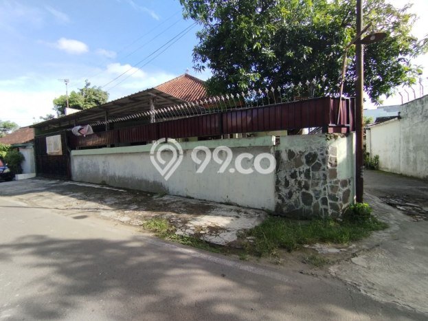 Rumah Strategis Minimalis Lb 180m2 di Serengan, Solo Rumah Strategis Minimalis Lb 180m2 di Serengan, Solo