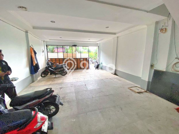 Rumah Kost untuk Dijual di Kartasura dengan 9 KT, 9 KM, Luas 300m2 Rumah Kost untuk Dijual di Kartasura dengan 9 KT, 9 KM, Luas 300m2