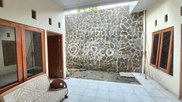 Rumah Modern Cantik 4 KT Siap Huni di Mangkubumen Rumah Modern Cantik 4 KT Siap Huni di Mangkubumen