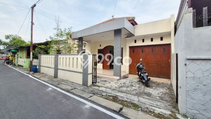 Rumah Modern Cantik 4 KT Siap Huni di Mangkubumen Rumah Modern Cantik 4 KT Siap Huni di Mangkubumen