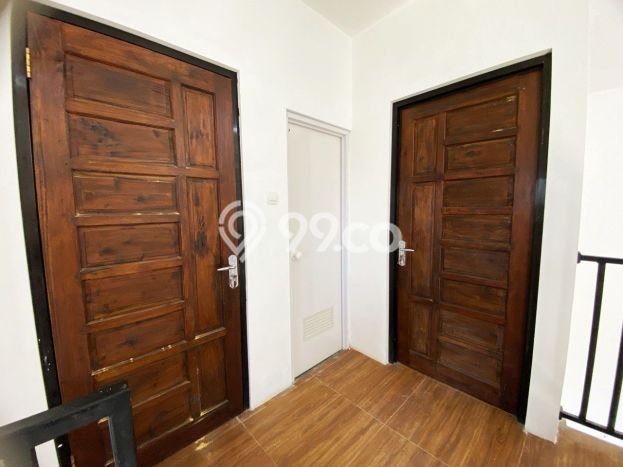 Lokasi strategis! Rumah siap pakai dikontrakkan di Jaten LB 80m2 Lokasi strategis! Rumah siap pakai dikontrakkan di Jaten LB 80m2