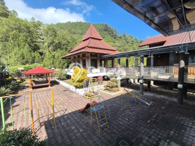 Vila Premium Kawasan Tawangmangu, Dimensi 1500m2m², Lingkungan Nyaman untuk Anda Vila Premium Kawasan Tawangmangu, Dimensi 1500m2m², Lingkungan Nyaman untuk Anda