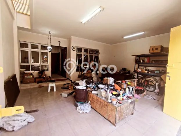 Rumah Nyaman 4 KT Luas Tanah 148m² di Manahan, Solo Rumah Nyaman 4 KT Luas Tanah 148m² di Manahan, Solo