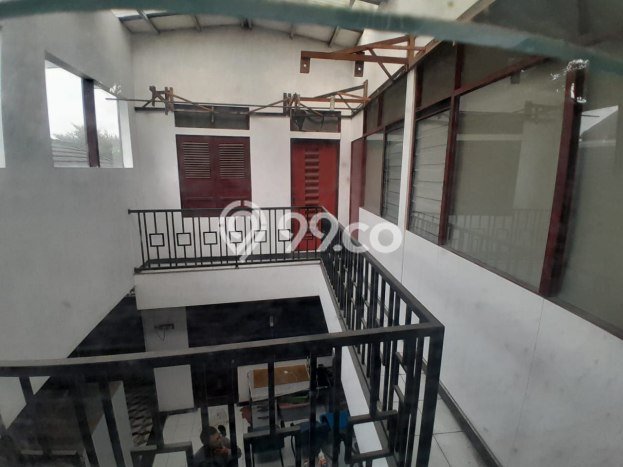 Jual Rumah Strategis Bagus Punya 4 KT di Mangkubumen Solo SHM Jual Rumah Strategis Bagus Punya 4 KT di Mangkubumen Solo SHM