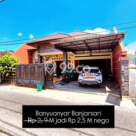 For Sale Rumah 5 Kamar Lokasi Ideal Nyaman dan Strategis di Banyuanyar For Sale Rumah 5 Kamar Lokasi Ideal Nyaman dan Strategis di Banyuanyar