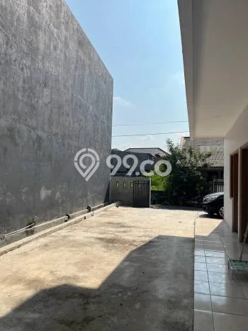 Rumah Kost untuk Dijual di Banjarsari dengan 8 KT, 8 KM, Luas 180m2 Rumah Kost untuk Dijual di Banjarsari dengan 8 KT, 8 KM, Luas 180m2