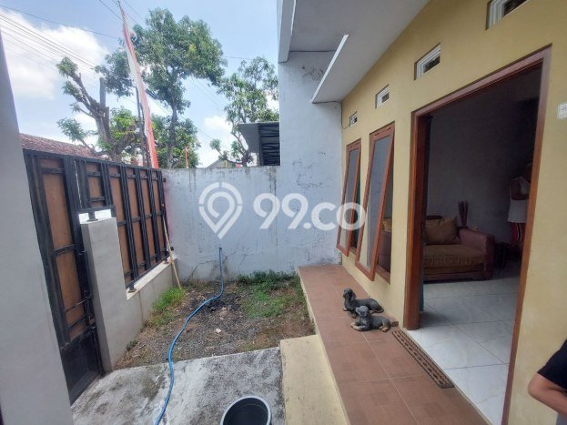 Dijual Kost di Kawasan Banjarsari, Solo, Spesifikasi 15 KT, 5 KM, 330m2 Dijual Kost di Kawasan Banjarsari, Solo, Spesifikasi 15 KT, 5 KM, 330m2