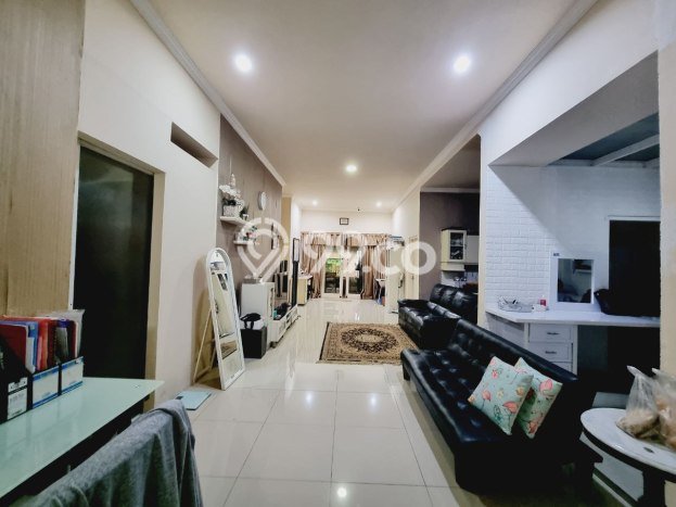 Siap Huni Rumah Mewah 3 Kamar di Laweyan Dekat ke Mana Pun Siap Huni Rumah Mewah 3 Kamar di Laweyan Dekat ke Mana Pun