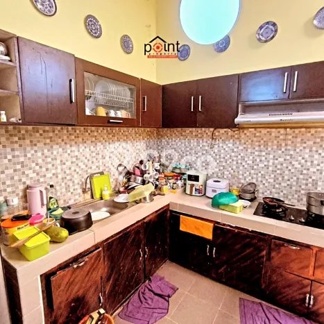 For Sale Rumah 5 Kamar Lokasi Ideal Nyaman dan Strategis di Banyuanyar For Sale Rumah 5 Kamar Lokasi Ideal Nyaman dan Strategis di Banyuanyar