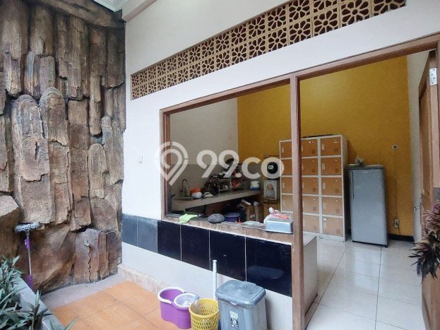 Rumah Modern Cantik 6 Kamar Bisa Langsung Pindah di Colomadu Rumah Modern Cantik 6 Kamar Bisa Langsung Pindah di Colomadu