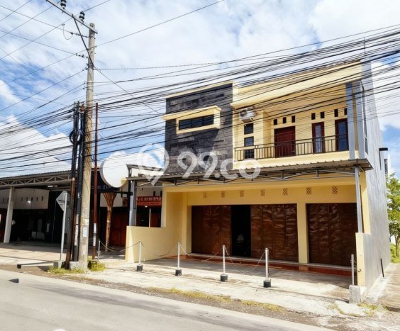 Ruko Dijual Lokasi Emas di Gentan Luas 189m2 Ruko Dijual Lokasi Emas di Gentan Luas 189m2