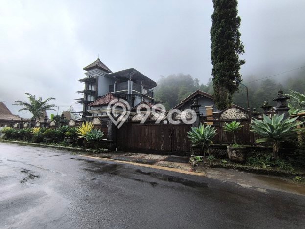Vila Premium Kawasan Tawangmangu, Dimensi 1500m2m², Lingkungan Nyaman untuk Anda Vila Premium Kawasan Tawangmangu, Dimensi 1500m2m², Lingkungan Nyaman untuk Anda