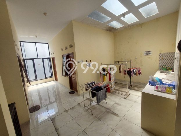Dijual Kost di Kawasan Banjarsari, Solo, Spesifikasi 15 KT, 5 KM, 330m2 Dijual Kost di Kawasan Banjarsari, Solo, Spesifikasi 15 KT, 5 KM, 330m2