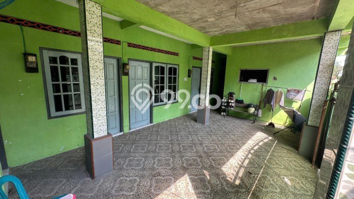 Rumah Kost untuk Dijual di Kartasura dengan 11 KT, 10 KM, Luas 200m2 Rumah Kost untuk Dijual di Kartasura dengan 11 KT, 10 KM, Luas 200m2
