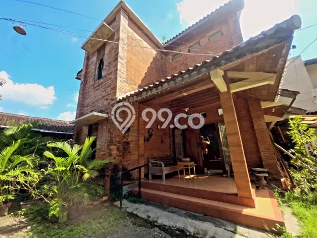 Aset Investasi! Rumah Kost Dijual di Banjarsari, Solo, 19 KT, 19 KM, Luas 577m2 Aset Investasi! Rumah Kost Dijual di Banjarsari, Solo, 19 KT, 19 KM, Luas 577m2