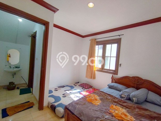 HARGA TERBAIK! Vila Kawasan Tawangmangu, Dimensi 240m2m², Lokasi Eksklusif dengan keamanan terjaga HARGA TERBAIK! Vila Kawasan Tawangmangu, Dimensi 240m2m², Lokasi Eksklusif dengan keamanan terjaga