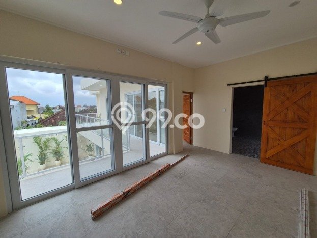 Vila Siap Sewa Kawasan Seminyak, Area 0m², Lingkungan Asri Vila Siap Sewa Kawasan Seminyak, Area 0m², Lingkungan Asri