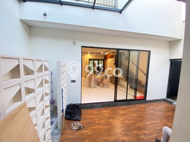 RARE UNIT! Rumah di Sanur, 4 KM, View Indah, Luas 150m2m² LB 200m2m² RARE UNIT! Rumah di Sanur, 4 KM, View Indah, Luas 150m2m² LB 200m2m²