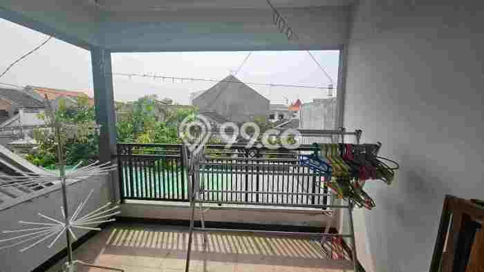 Rumah Modern 4 Kamar LT 120m2 di Jenggolo Rumah Modern 4 Kamar LT 120m2 di Jenggolo