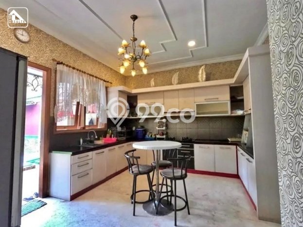 Hunian Mewah LB 500m2 Siap Huni Desain Elegan di Jati Padang, Jakarta Selatan Hunian Mewah LB 500m2 Siap Huni Desain Elegan di Jati Padang, Jakarta Selatan
