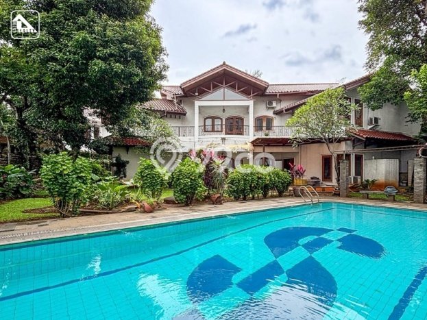 For Sale! Luxury House LT 1235m2 Desain Elegan di Pondok Indah For Sale! Luxury House LT 1235m2 Desain Elegan di Pondok Indah