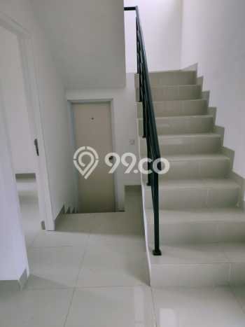 DIJUAL CEPAT! Rumah Gading Serpong, Tangerang, Luas 105m² Bangunan 70m² DIJUAL CEPAT! Rumah Gading Serpong, Tangerang, Luas 105m² Bangunan 70m²