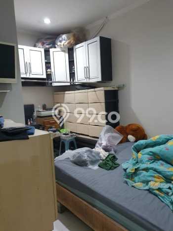 Rumah Asri di Karang Tengah, Tangerang, LT 90m² LB 70m² Rumah Asri di Karang Tengah, Tangerang, LT 90m² LB 70m²