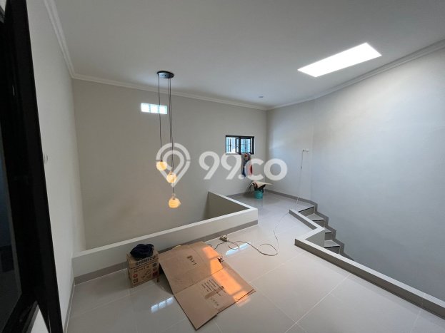 BEST INVESTMENT! Rumah area Cipondoh, Luas 90m² Bangunan 80m² BEST INVESTMENT! Rumah area Cipondoh, Luas 90m² Bangunan 80m²