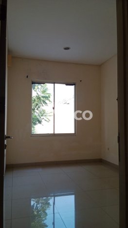 HOT DEAL! Rumah di Cipondoh, 3 KM, Area Strategis, LT 90m² LB 132m² HOT DEAL! Rumah di Cipondoh, 3 KM, Area Strategis, LT 90m² LB 132m²