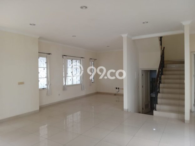 HUNIAN PREMIUM! Rumah di Cipondoh, 3 KM, Area Berkembang, LT 250m² Bangunan 350m² HUNIAN PREMIUM! Rumah di Cipondoh, 3 KM, Area Berkembang, LT 250m² Bangunan 350m²