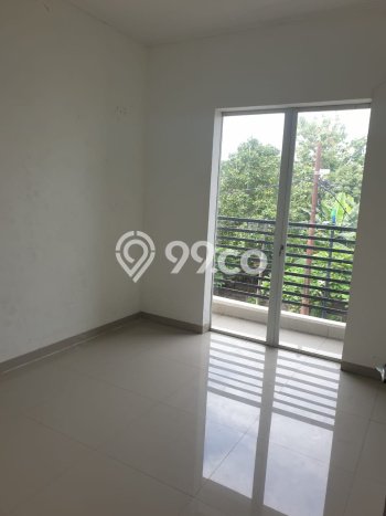 Dijual Rumah Eksklusif 4 KT di Petukangan, Jakarta Selatan Dijual Rumah Eksklusif 4 KT di Petukangan, Jakarta Selatan