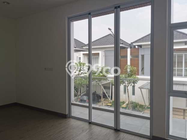 Dijual Rumah Mewah Exclusive di Cipondoh, Tangerang Dijual Rumah Mewah Exclusive di Cipondoh, Tangerang