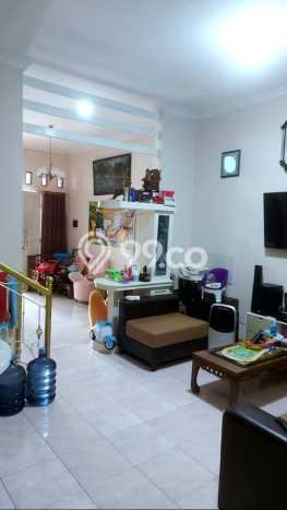 Rumah Strategis Minimalis Lb 200m2 di Cipondoh, Tangerang Rumah Strategis Minimalis Lb 200m2 di Cipondoh, Tangerang