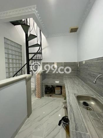 Rumah Strategis Minimalis Lb 100m2 di Cipondoh, Tangerang Rumah Strategis Minimalis Lb 100m2 di Cipondoh, Tangerang