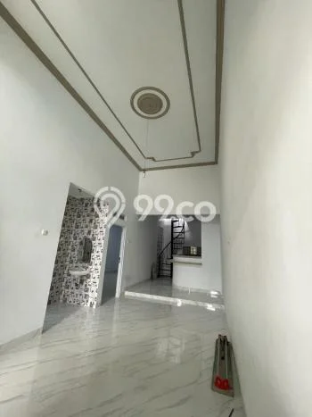 Rumah Strategis Minimalis Lb 100m2 di Cipondoh, Tangerang Rumah Strategis Minimalis Lb 100m2 di Cipondoh, Tangerang