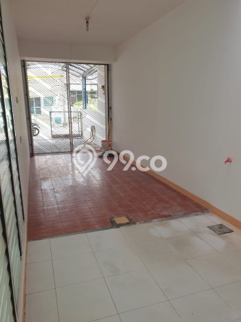 LOKASI TERBAIK! Rumah kawasan Karang Tengah, 3 KT, Area Premium, Luas 200m² LB 170m² LOKASI TERBAIK! Rumah kawasan Karang Tengah, 3 KT, Area Premium, Luas 200m² LB 170m²