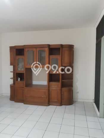 Rumah Asri di Kembangan, 3 KT, Free Macet Rumah Asri di Kembangan, 3 KT, Free Macet