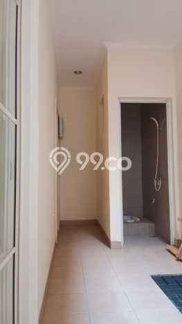 For Sale Rumah 3 Kamar Lokasi Ideal Nyaman dan Strategis di Cipondoh For Sale Rumah 3 Kamar Lokasi Ideal Nyaman dan Strategis di Cipondoh